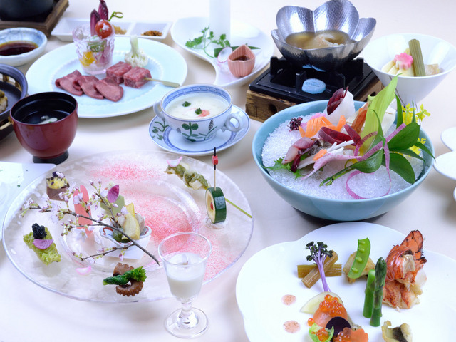 旅亭花ゆら 【早期予約30日前】四季折々の美食！～旬の会席～