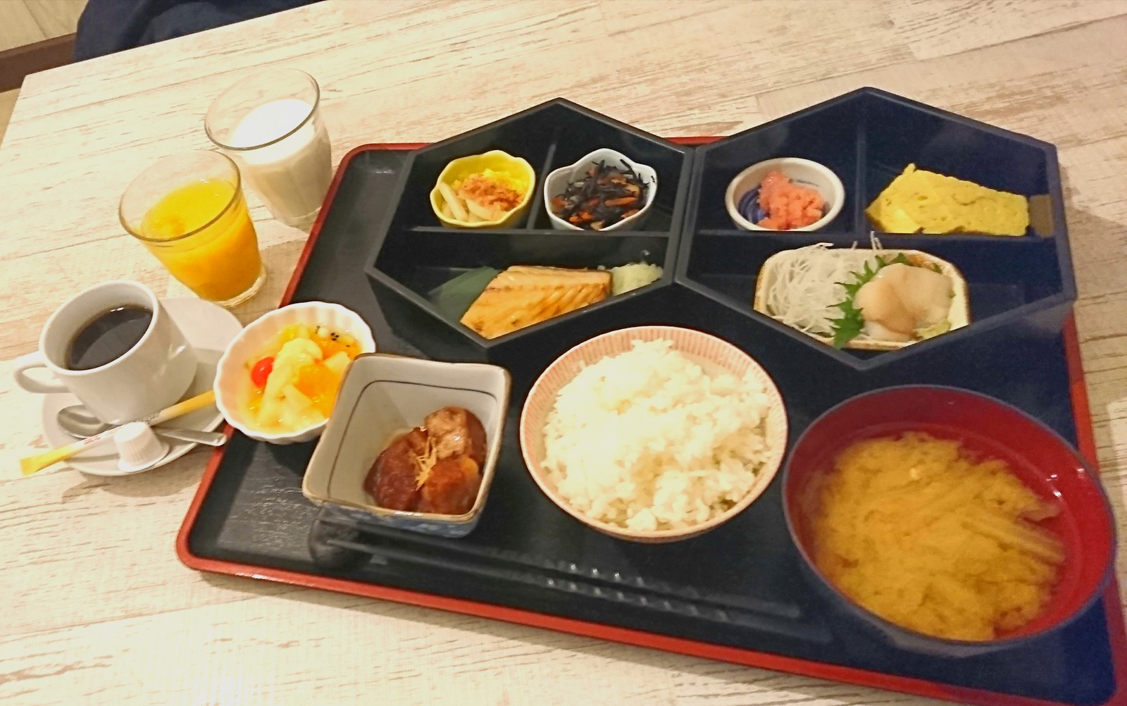 千歳第一ホテル 旬の和朝食orホカホカ仕上げの洋朝食★選べる朝食付き