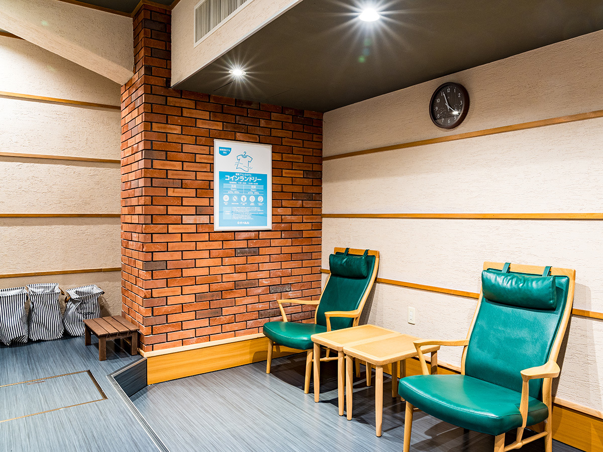 室蘭プリンスホテル 【出張応援】ご出発が早い方に（素泊り）＜姉妹館の人工温泉「光明神々温泉の湯」で疲労回復＞