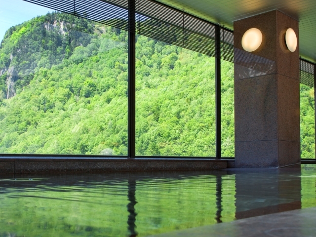 層雲峡朝陽亭 【選べるプレゼント付き】＜バイキング＞記念日のお祝いにおすすめ★思い出に残る特別な一日（023）