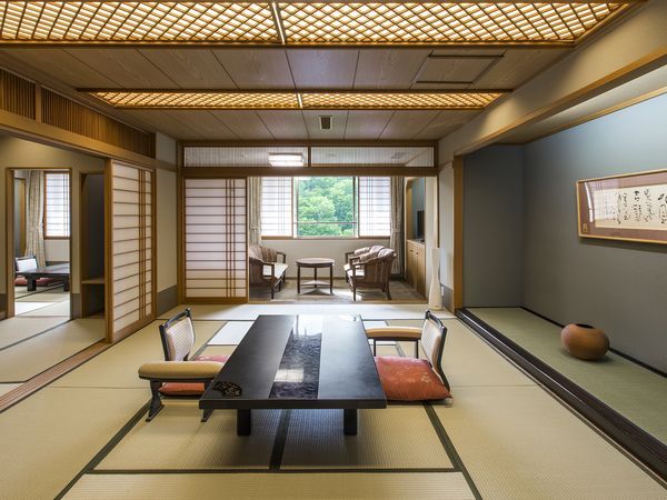 緑の風リゾート　きたゆざわ 【スペシャルルーム】11階特別フロアに3室のみ設えた客...