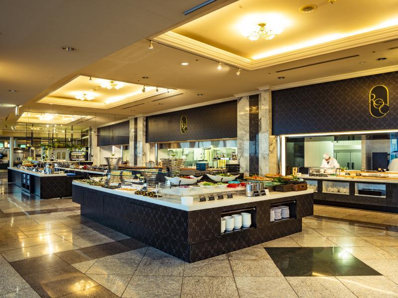 定山渓ビューホテル 【大人数旅行★三世代にも】1室5名以上限定！館内利用券1,000円付！夕食は『和洋中ビュッフェ』
