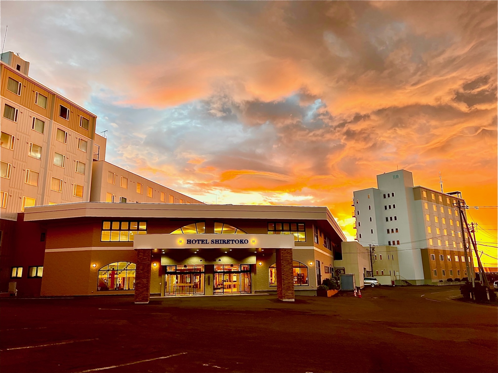 ホテル知床 【WEB限定！早めがお得！90日前☆彡】先取予約がお得♪☆夕食はアルコールを含むフリードリンク付きバイキング☆1泊2食付☆彡