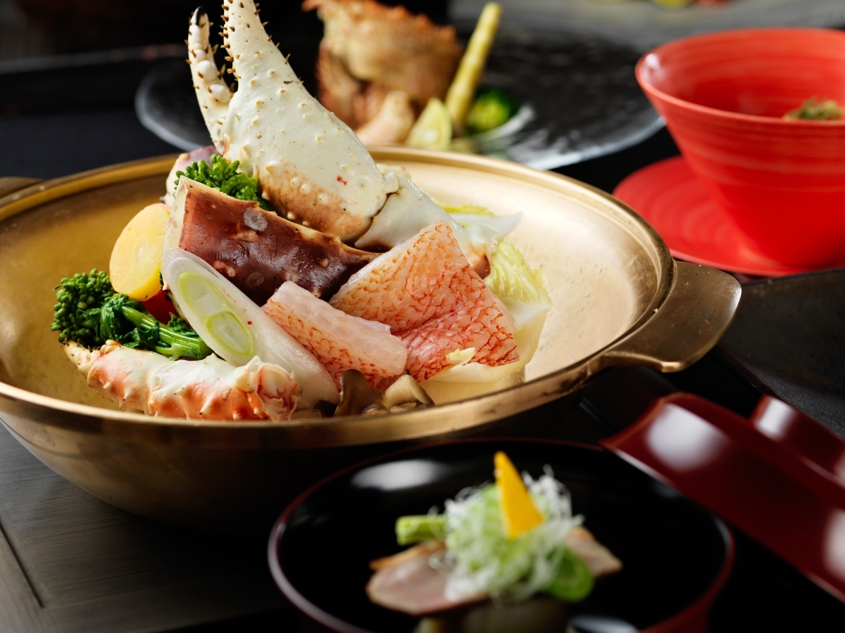 しこつ湖 鶴雅リゾートスパ 水の謌 【スタンダード】1泊2食付き！厳選食材にこだわった特別膳「天の謌会席」