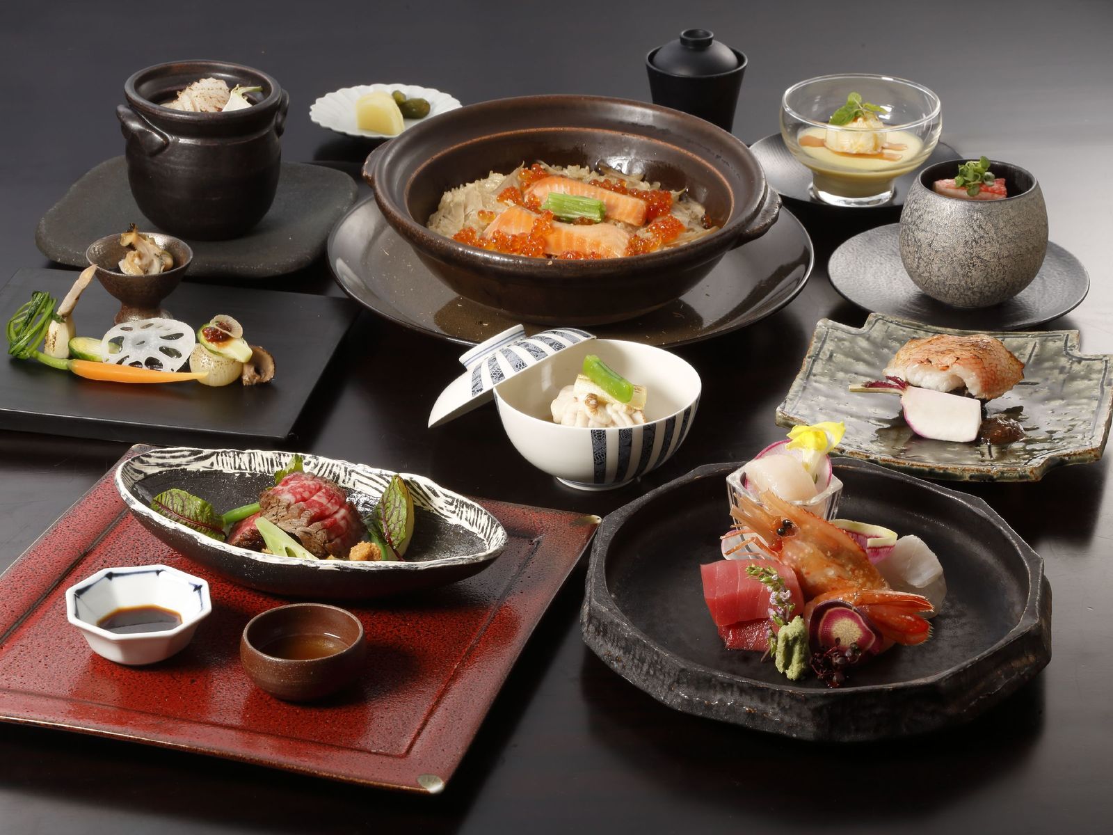 ニセコ昆布温泉 鶴雅別荘 杢の抄 【スタンダード】夕食・朝食付き！和食「袱流膳」