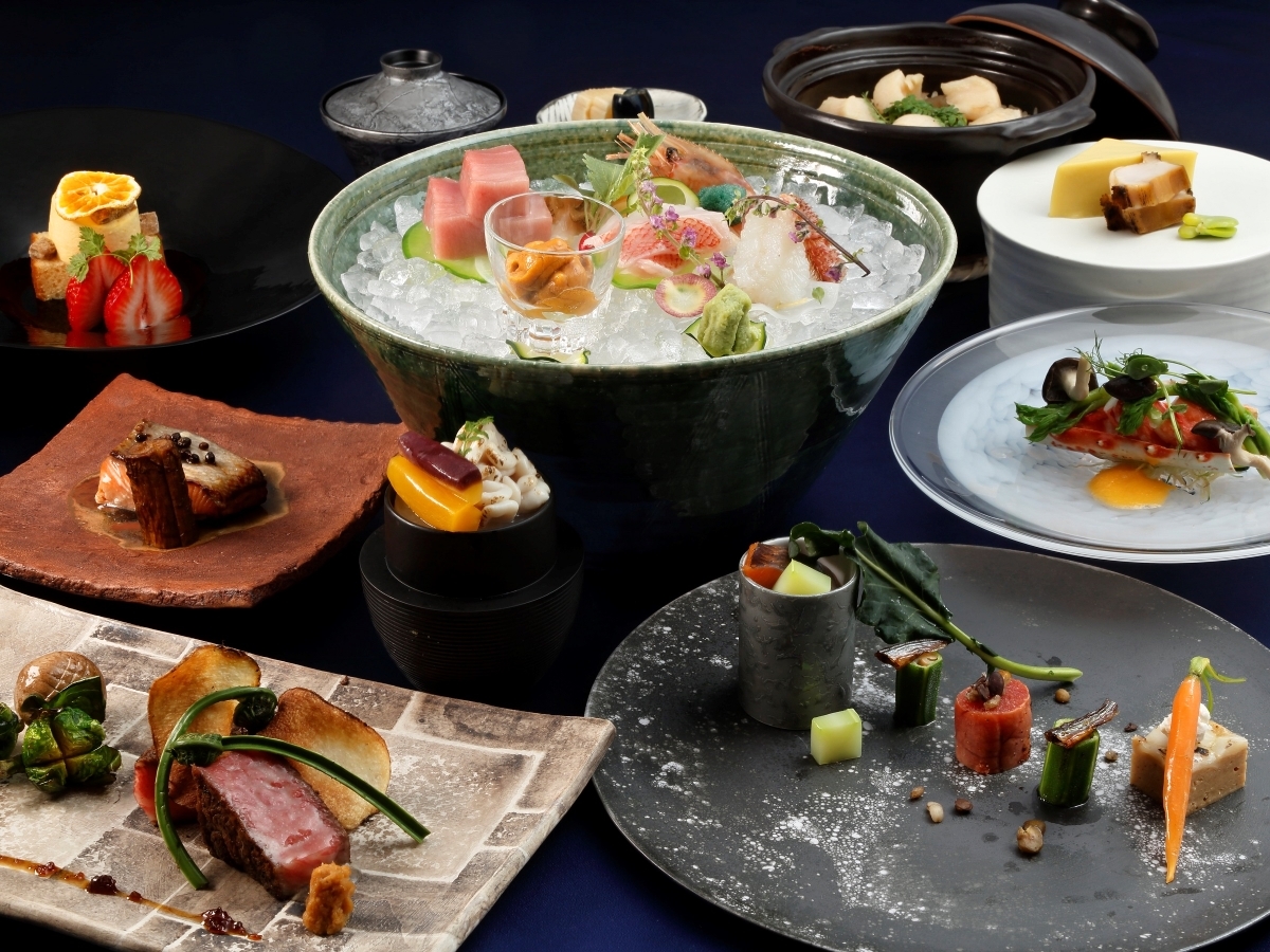 あかん遊久の里 鶴雅 【スタンダード】2食付き！夕食特別会席「雄峰」・朝食バイキング