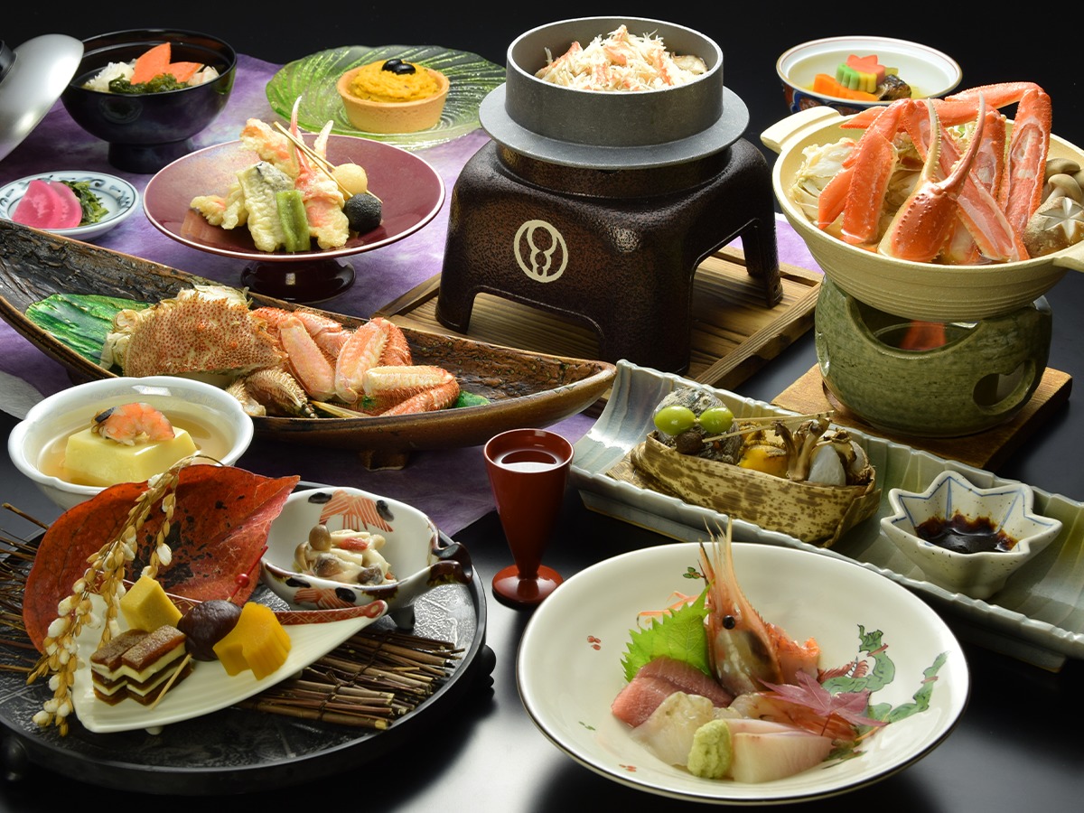 第一滝本館 【お部屋食】三大蟹を食べつくす／かに御膳★★☆
