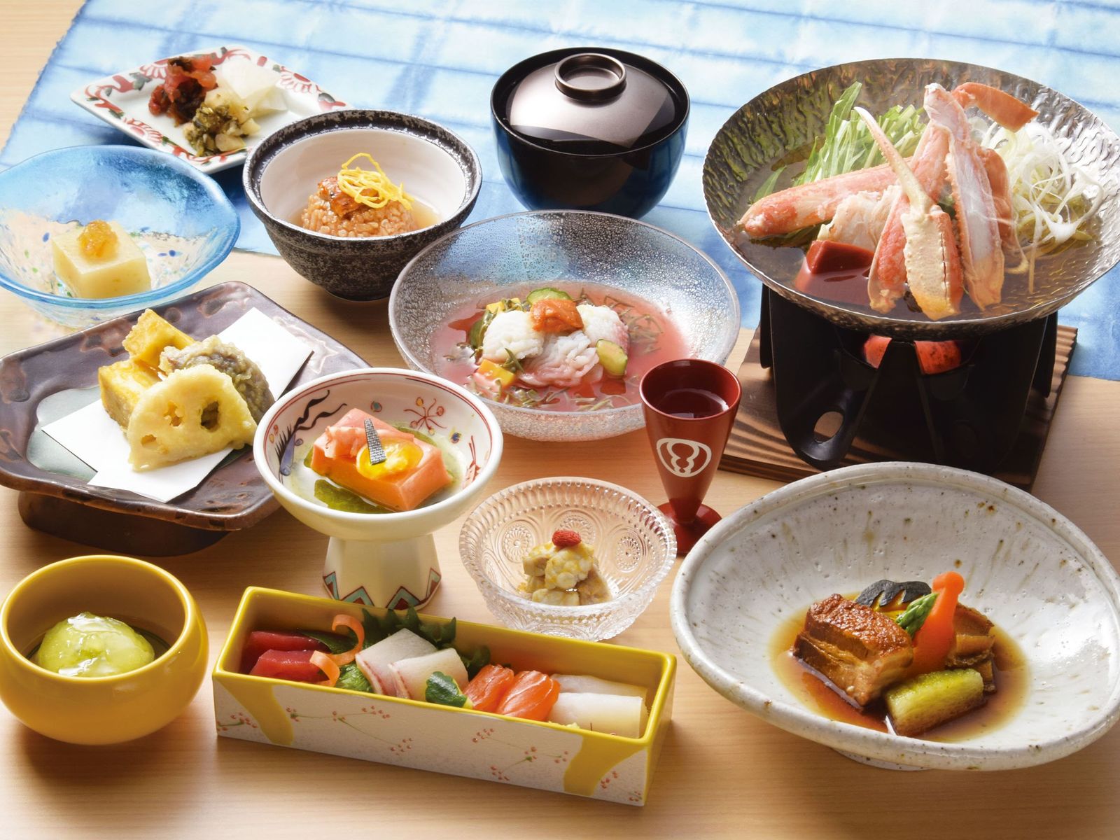 第一滝本館 【スタンダード】季節の味を食事処で手軽に楽しむ和食膳／季節の御膳・和朝食