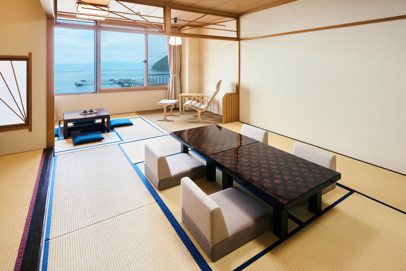 南部屋・海扇閣 和室10畳+掘りごたつ4.5畳