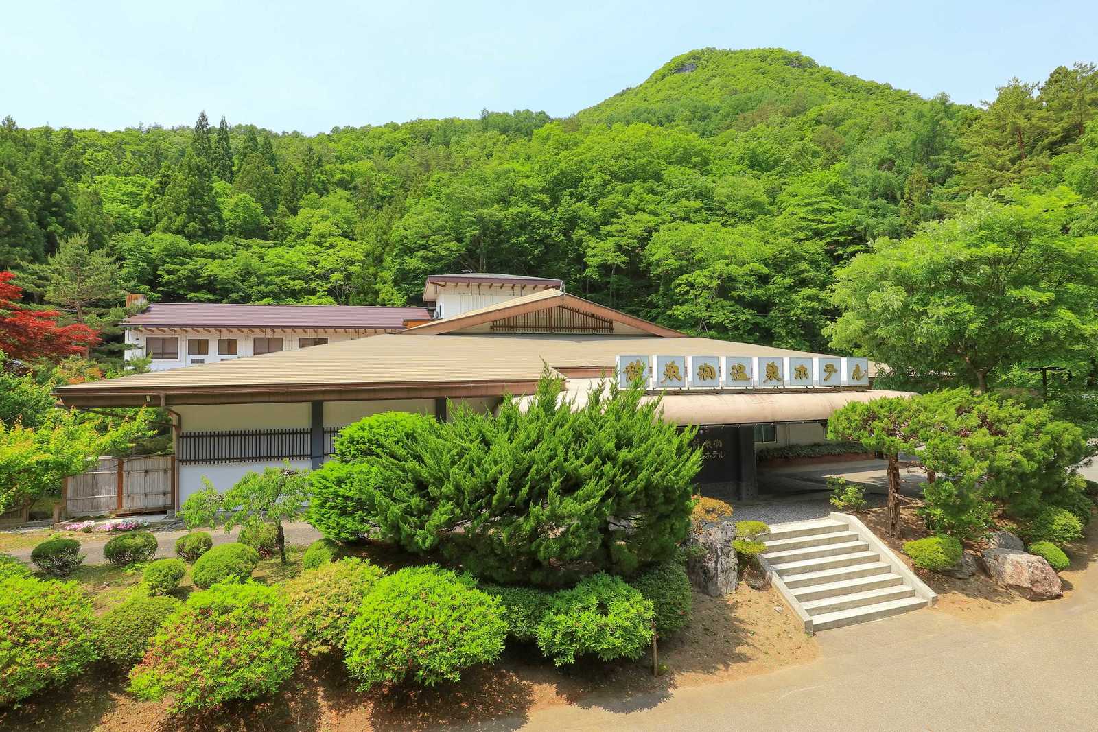 龍泉洞温泉ホテル