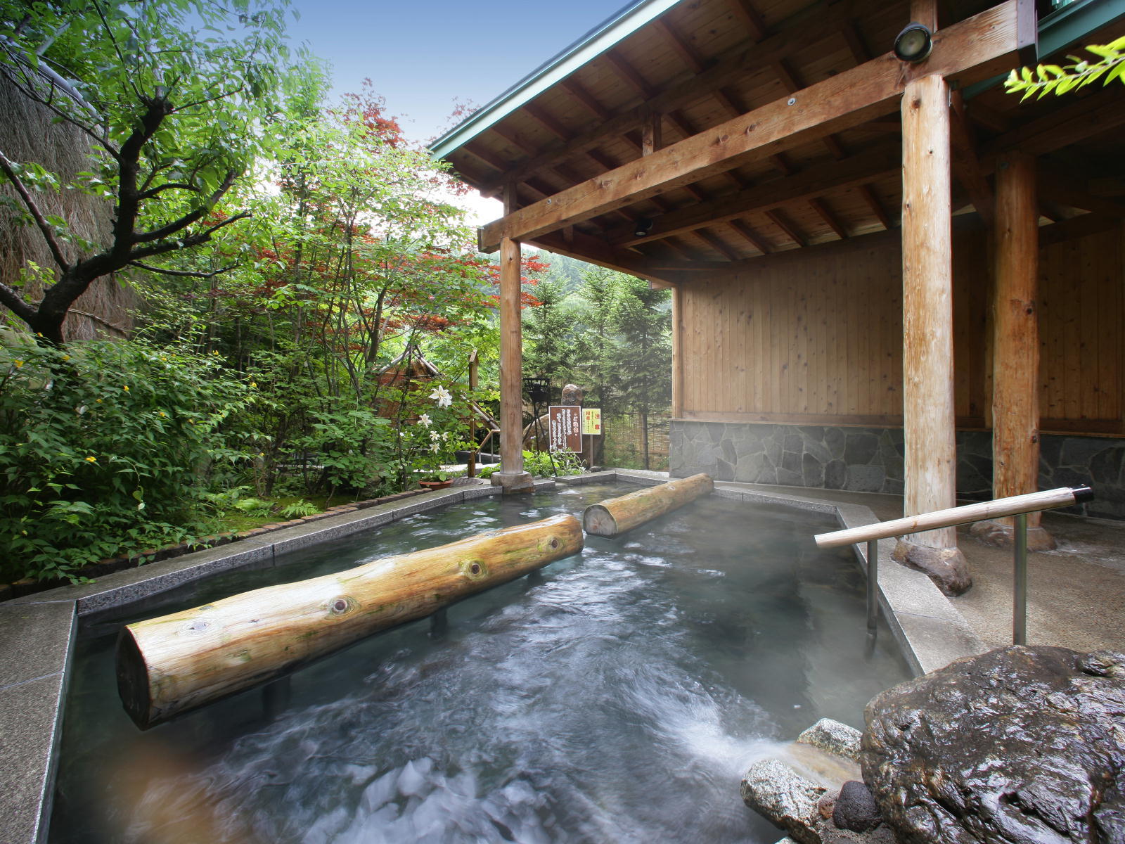 盛岡つなぎ温泉 愛真館 【5/29～7/17・今ならお得！】＜黒ひげ×特選＞人気No.1焼肉コース／ドリンクインクルーシブ