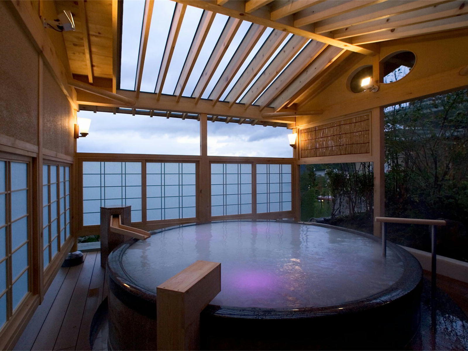 盛岡つなぎ温泉 ホテル紫苑 当館人気の「南部曲り家会席プラン」【ご夕食お食事処】"地産地消"岩手の郷土と季節の味覚を味わう