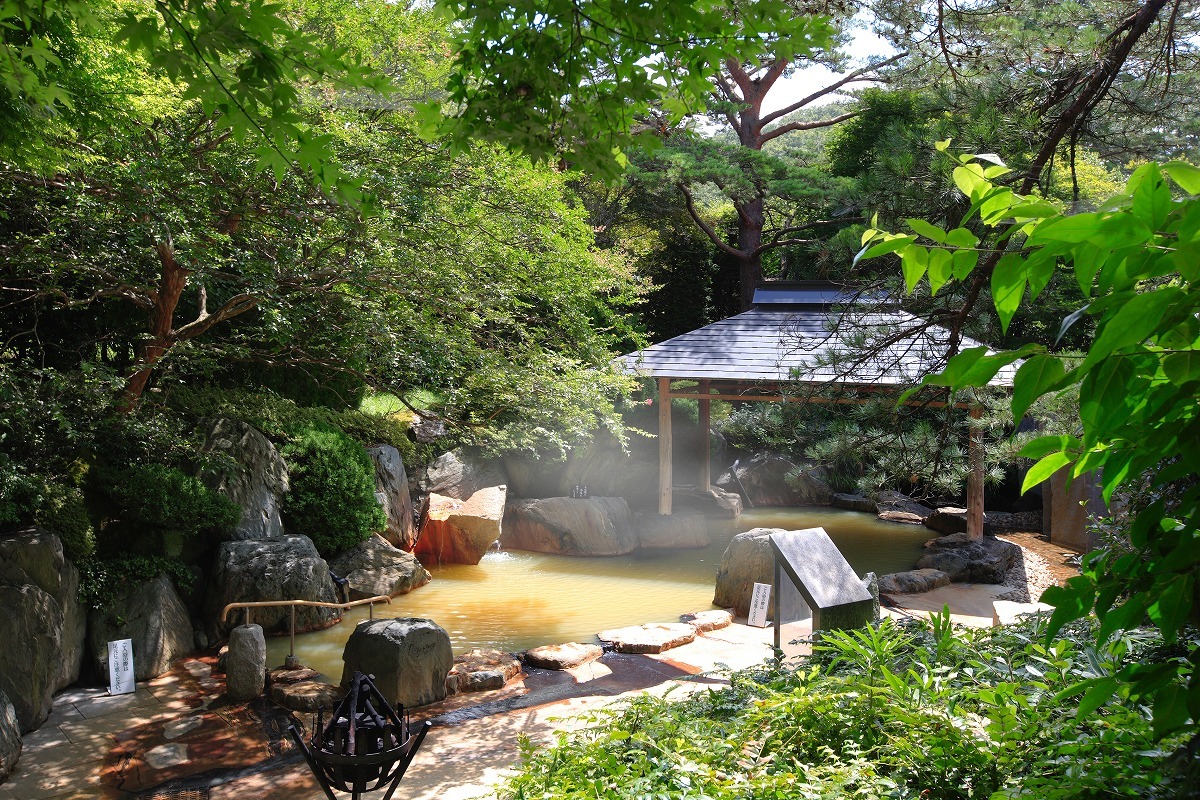 篝火の湯　緑水亭 【特選料理】仙台牛ステーキ＆活き鮑酒蒸しがメイン！緑水御膳プラン