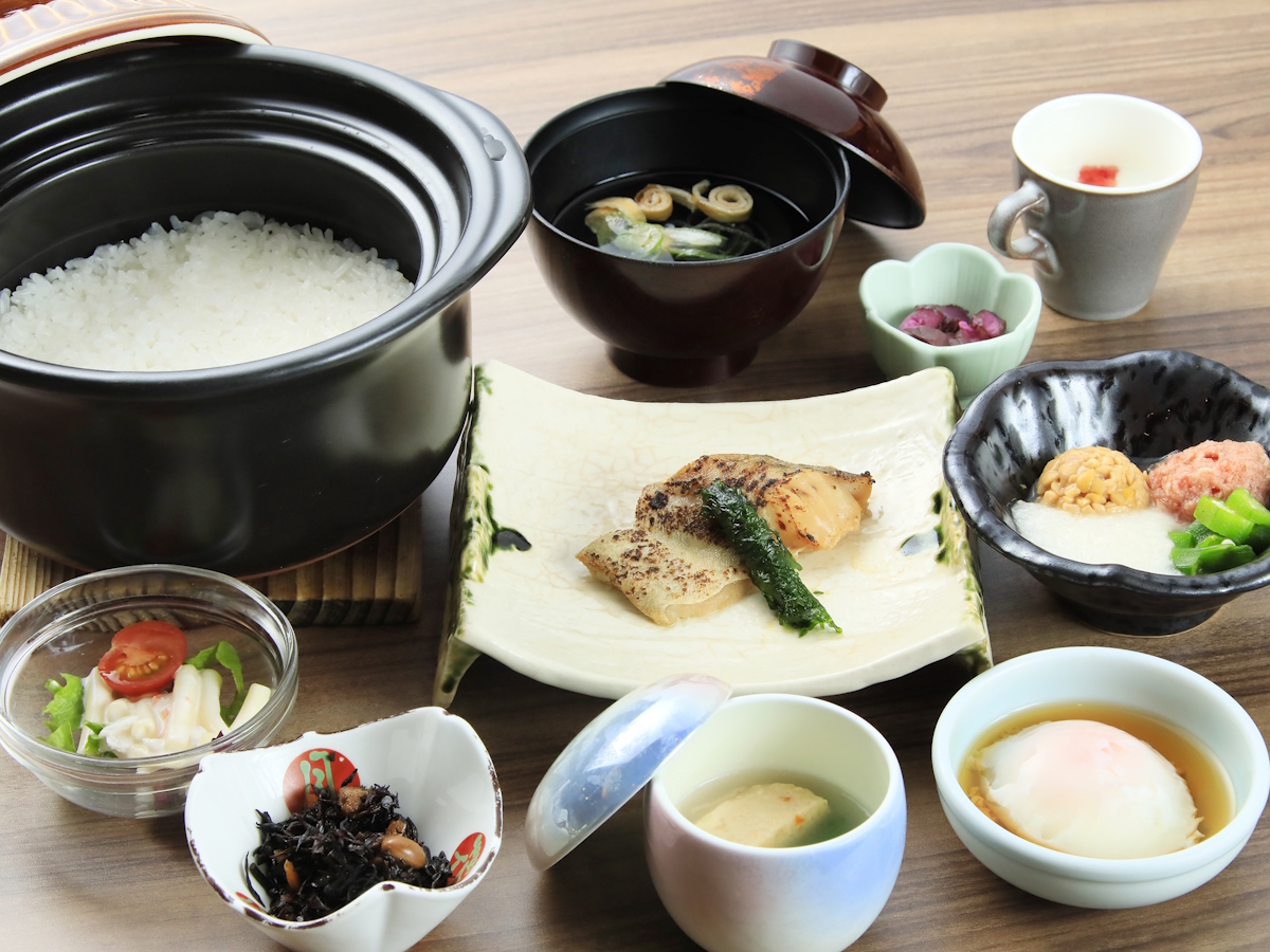 鳴子風雅 【朝食のみ】チェックインは22時まで／土鍋炊きの「つや姫」が味わえる身体に優しい和朝食＜朝食付き＞