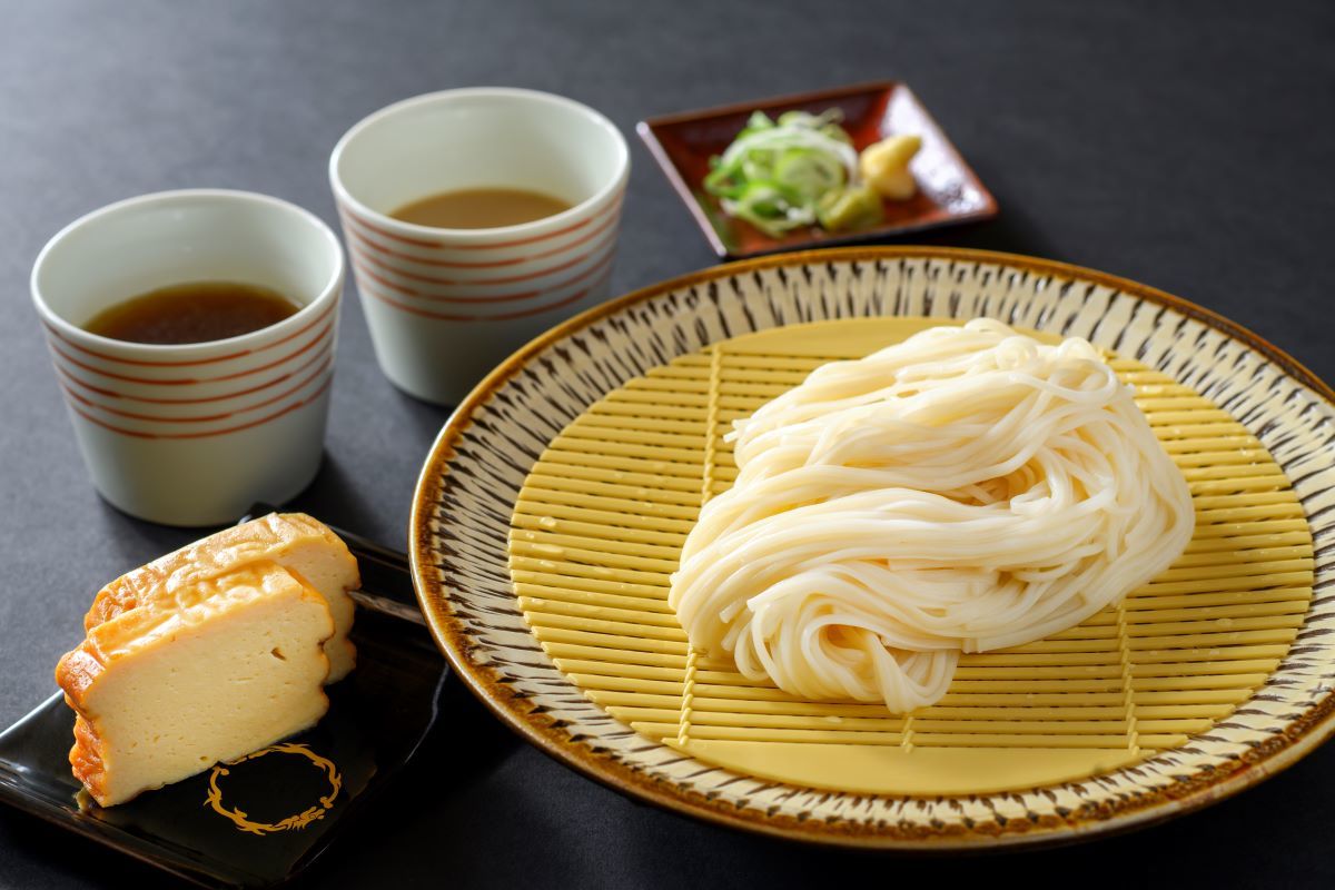 湯けむりの宿　稲住温泉 【連泊お篭り旅】ご滞在中の昼食に「稲庭うどん」をご用意　連泊滞在プラン