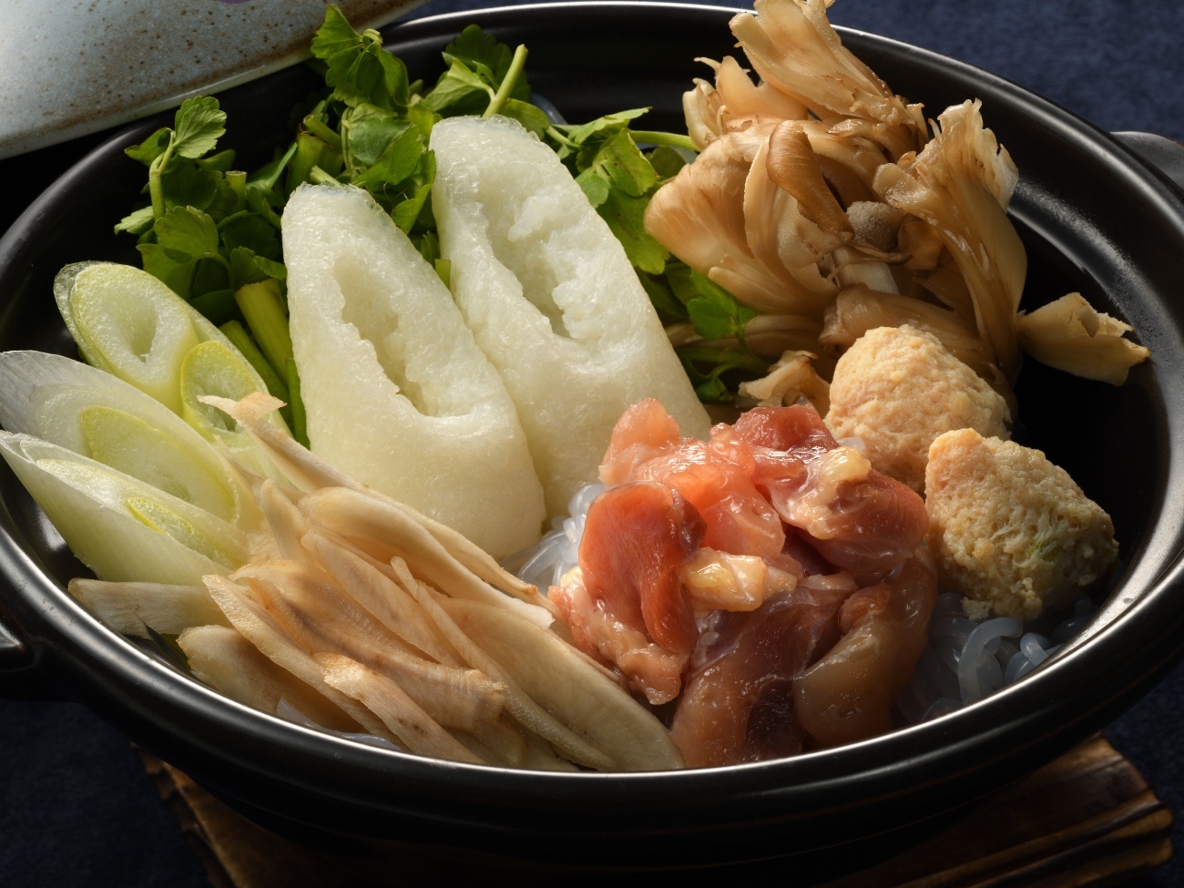 縄文のふる里　大湯温泉　ホテル鹿角 「桃豚のしゃぶしゃぶ」や鹿角名物「きりたんぽ鍋」がチョイス可能♪旬の郷土料理を満喫～「小町コース」