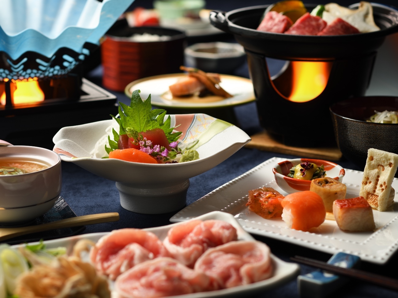 縄文のふる里　大湯温泉　ホテル鹿角 「桃豚のしゃぶしゃぶ」や鹿角名物「きりたんぽ鍋」がチョイス可能♪旬の郷土料理を満喫～「小町コース」