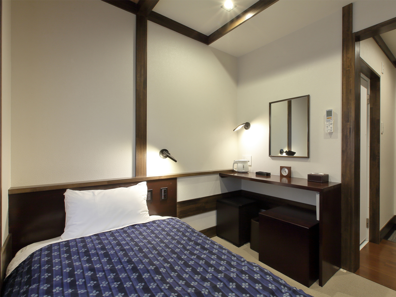 町家ホテル角館 シングルROOM　シングルベット　10cm‐200cm