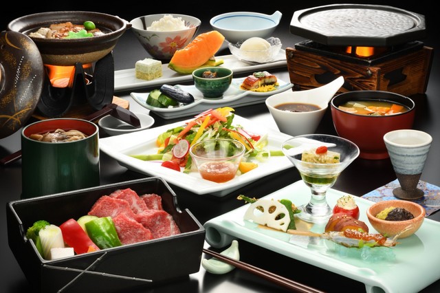 蔵王国際ホテル 【スタンダードプラン】やまがた郷土の味覚が満載『蔵王山懐膳』選べる山形牛料理