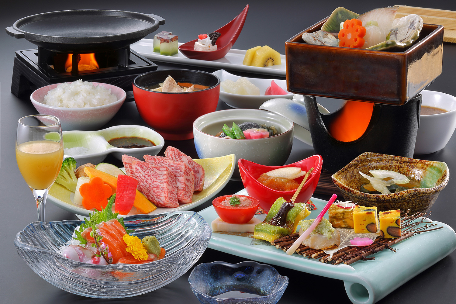 蔵王国際ホテル 【早割30★1000円OFF】30日前までの早割プラン♪レイトアウト特典付！選べるメインの山形牛料理！