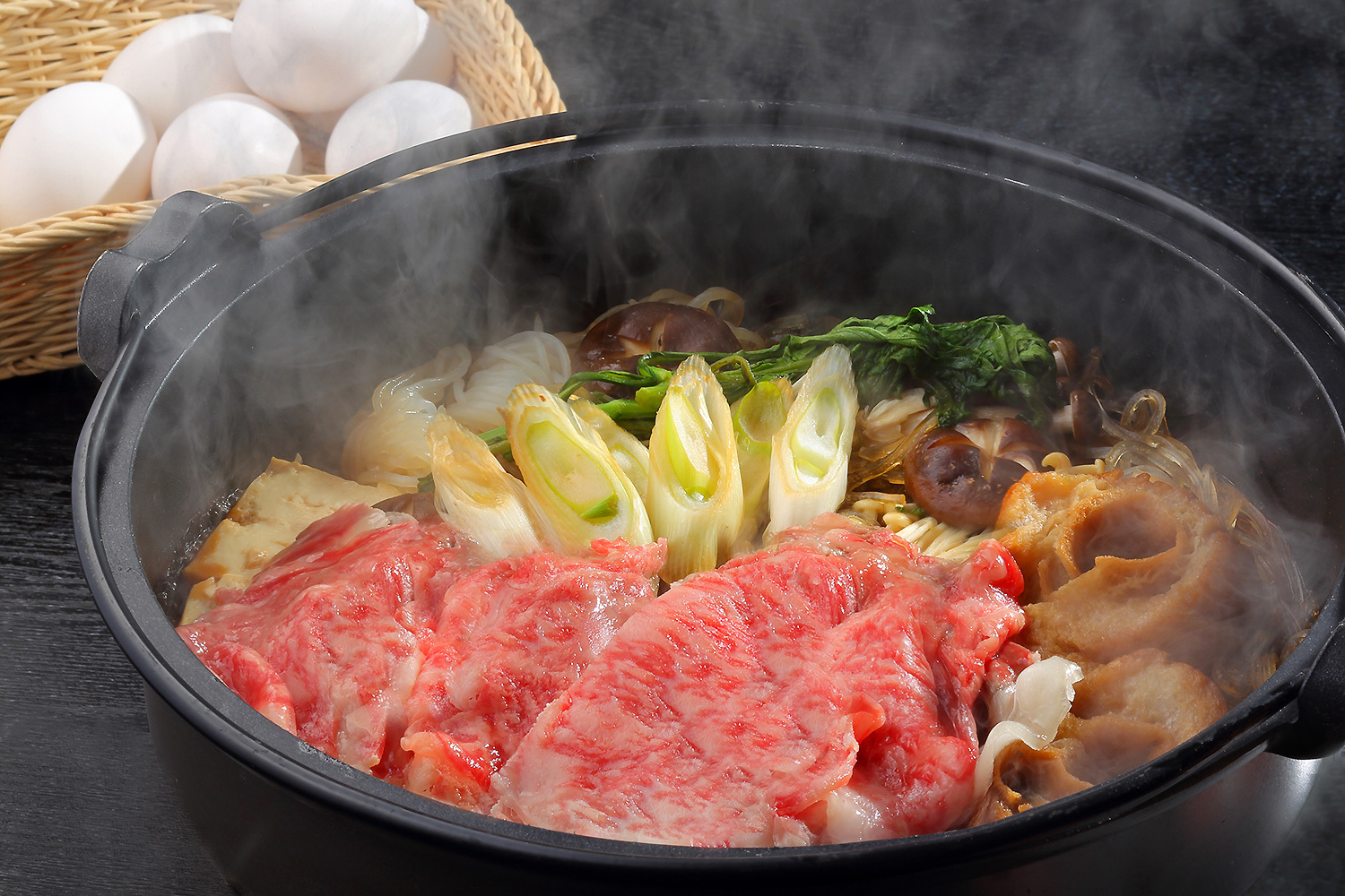 おおみや旅館 【お料理ランクUP】山形牛を倍増したすき焼き鍋＆源泉掛け流し温泉