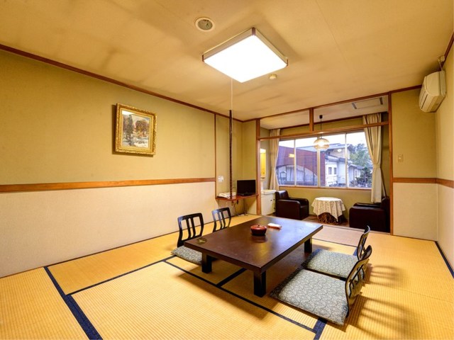 琥珀の湯　欅の宿 ［和室10畳/サンルーム付］日差しが心地良い、サンルー...