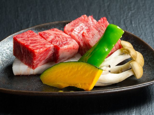 創作料理が自慢の宿　会津　喜多方　熱塩温泉　山形屋 【料理ランクUP◆和牛食べ比べ】会津牛＋米沢牛＋会津名物馬刺し！＜食事処1泊2食＞11時OUT