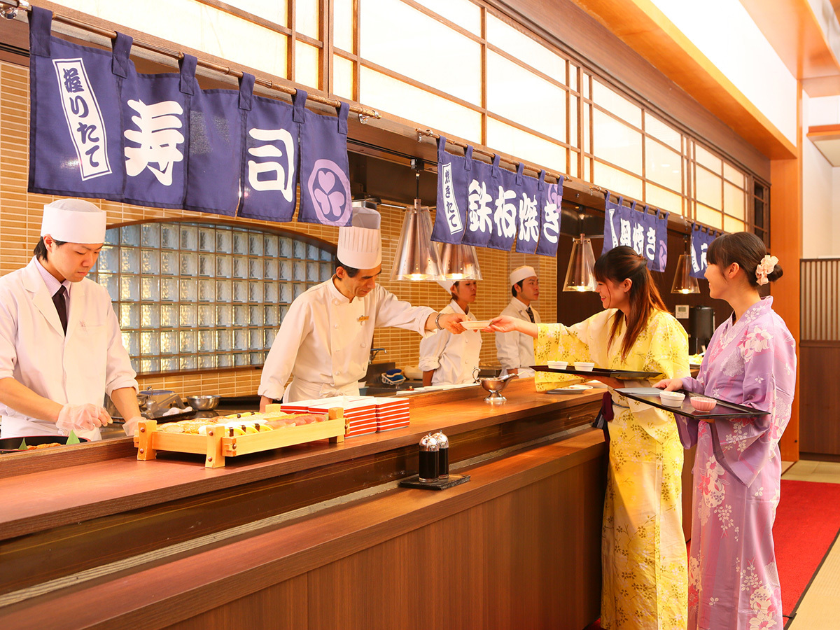 大江戸温泉物語 東山グランドホテル 【1泊2食付】癒しの絶景ひとり占め　基本バイキングプラン
