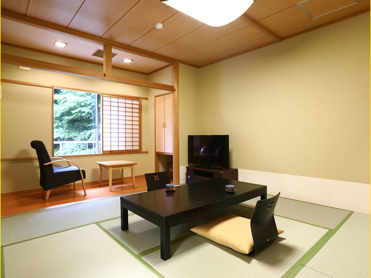 大江戸温泉物語 東山グランドホテル 【禁煙】ジュニアスイート和洋室ツイン6畳内風呂あり

