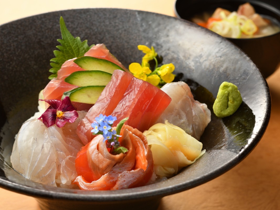 Ｊヴィレッジ 【夏季期間限定♪】★花火プレゼント付★夏休み満喫プラン＜夕朝食付＞