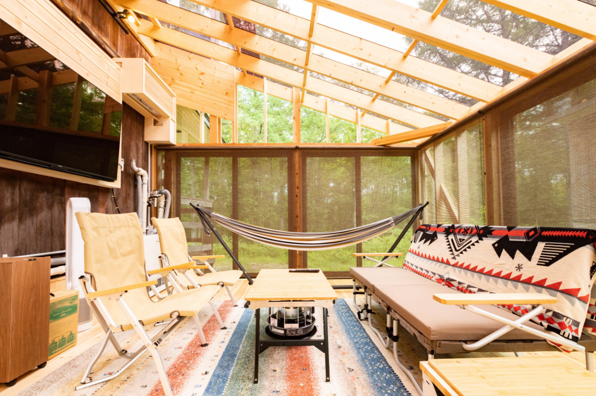 Nature cottage Akabeko 【ペット可/リビングテラス付戸建てコテージ★特典付】天候・季節問わず屋内BBQが楽しめるテラス(素泊まり)