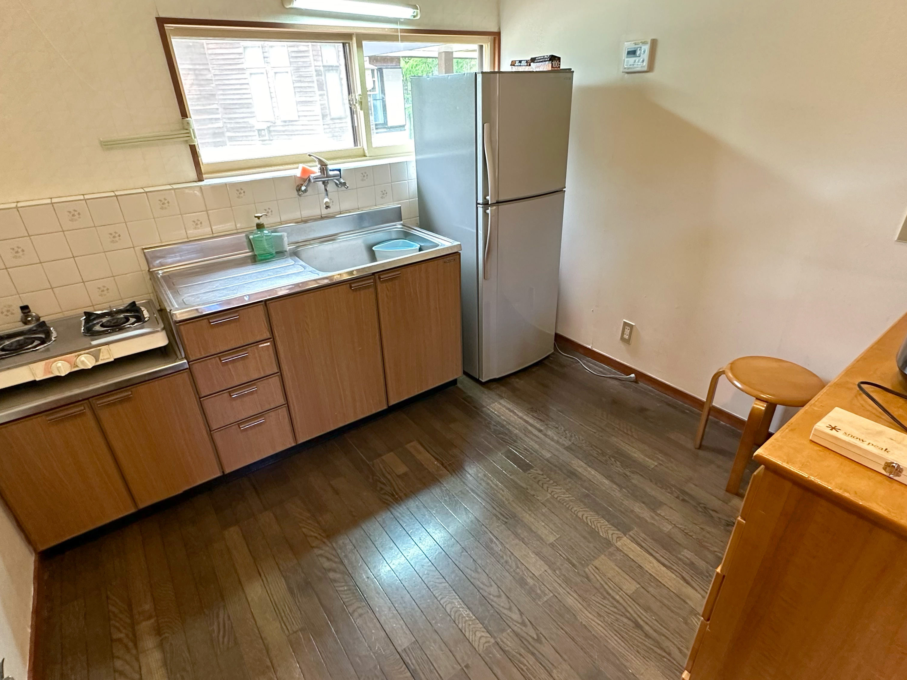 Nature cottage Akabeko リビングテラス付戸建てタイプ3LDKコテージ：キッチン