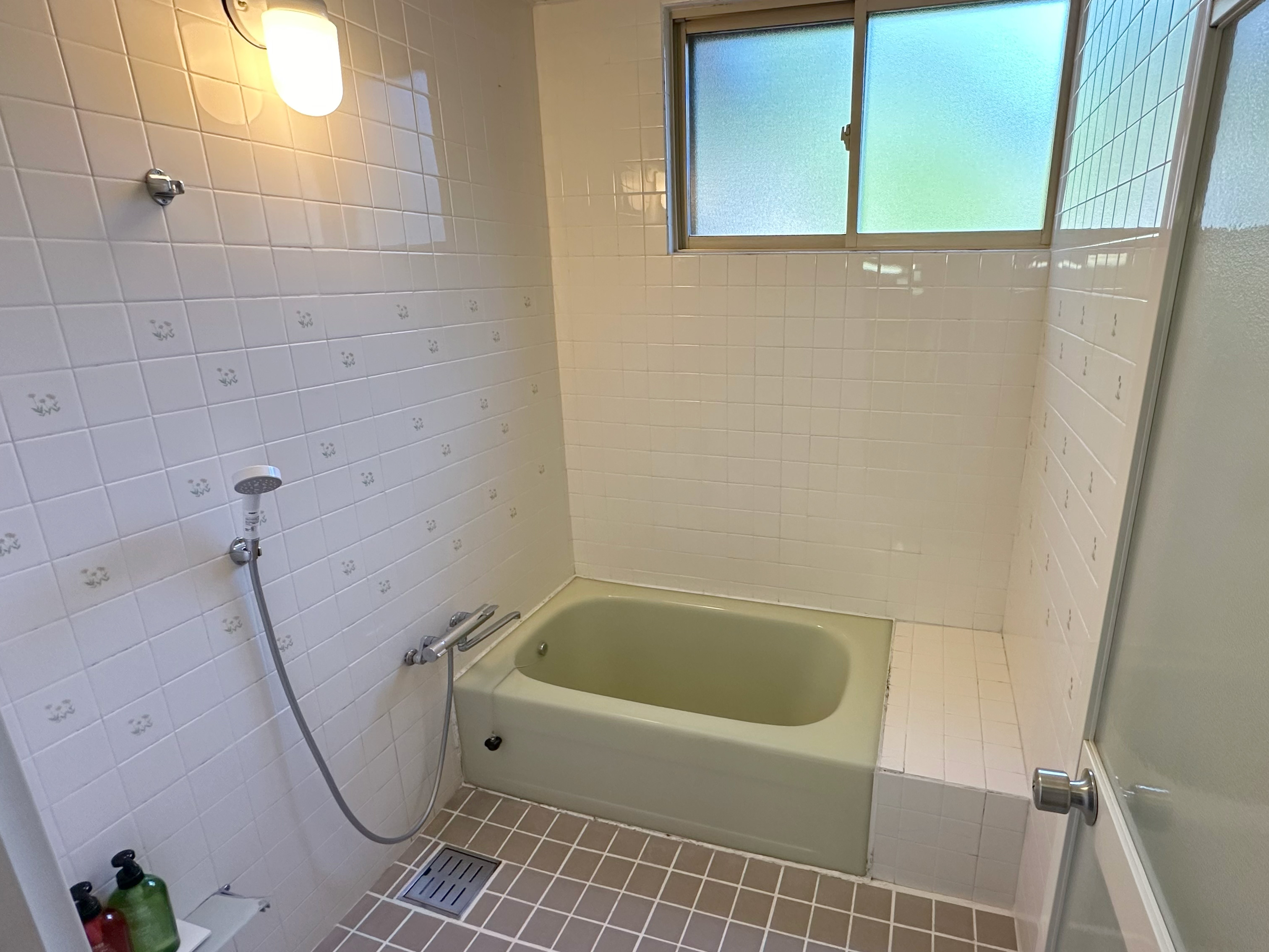 Nature cottage Akabeko 連棟タイプ2DK：お風呂一例