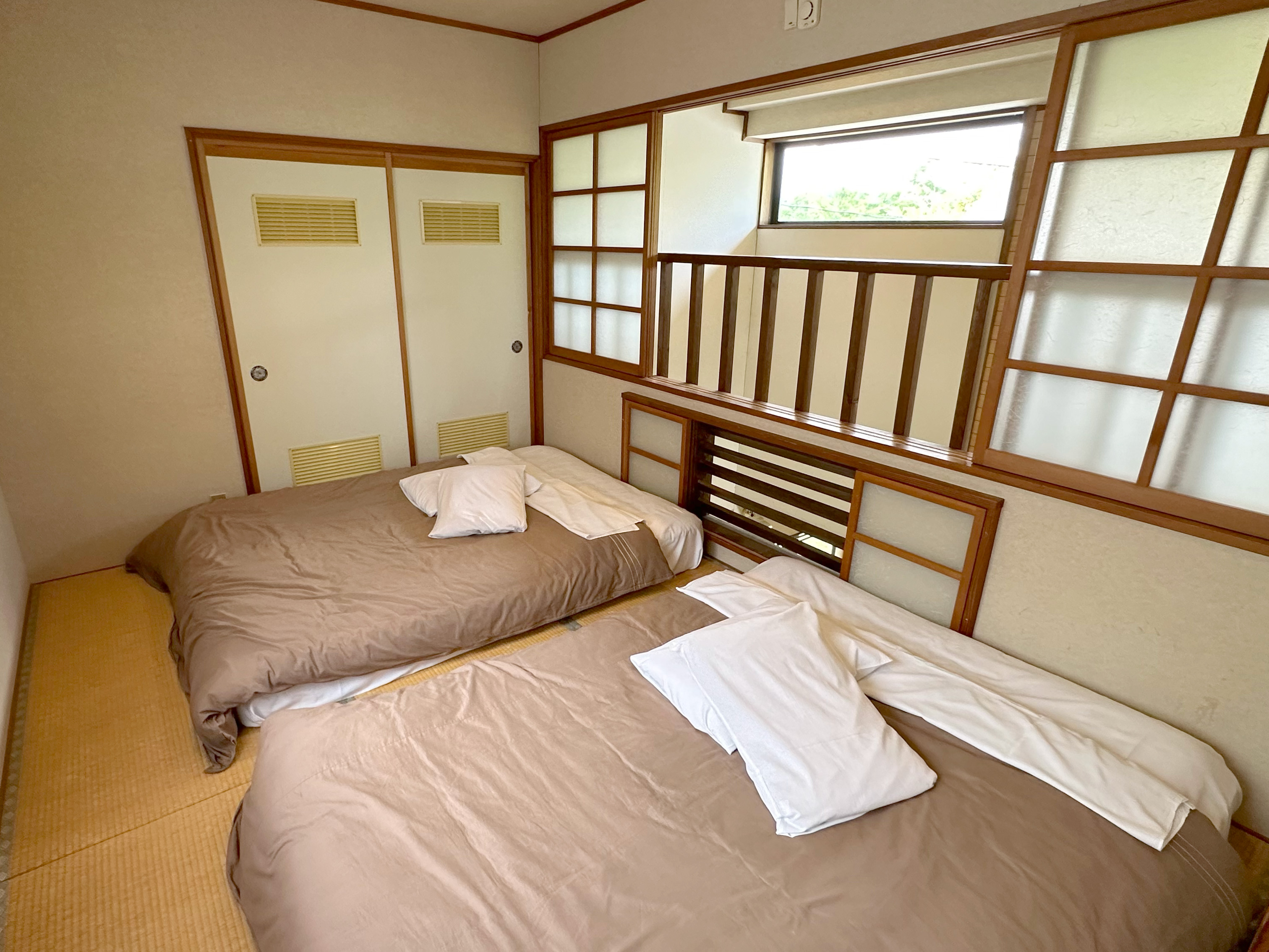 Nature cottage Akabeko 戸建てタイプ２LDK(客室一例)：２階寝室