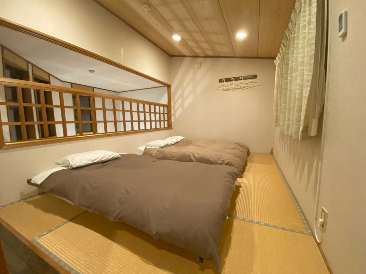 Nature cottage Akabeko 連棟タイプ2LDK：2階寝室一例