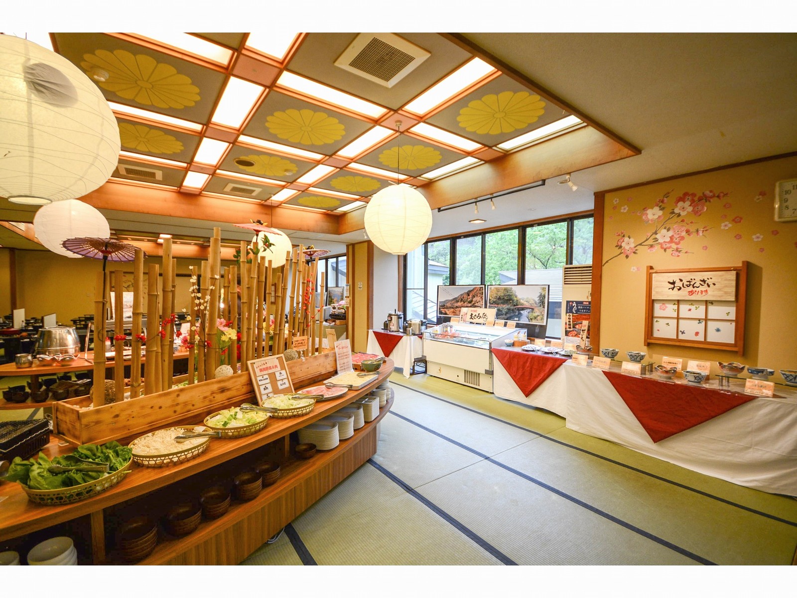 鬼怒川温泉　ホテル万葉亭 【50歳以上限定】★那須三元豚豆乳鍋＆バイキング＋飲み放題☆朝食バイキングも満喫！２食付プラン