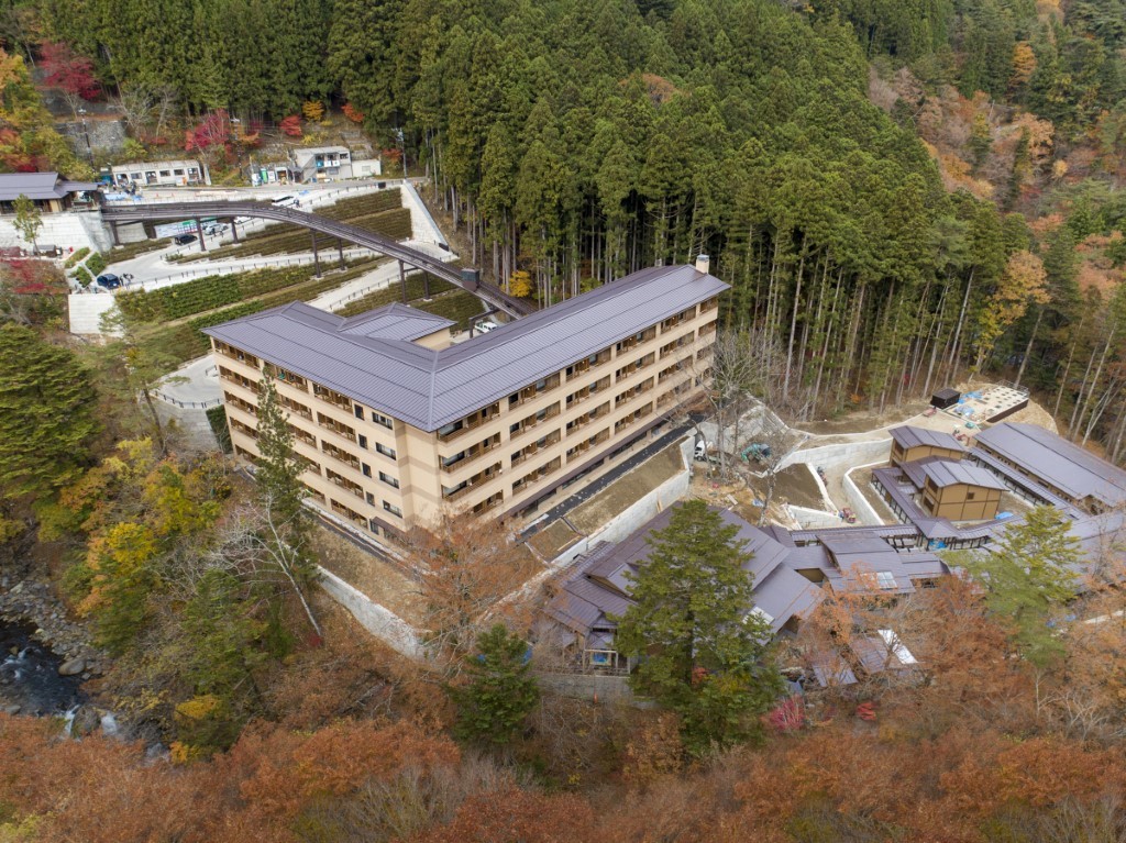 塩の湯温泉　蓮月