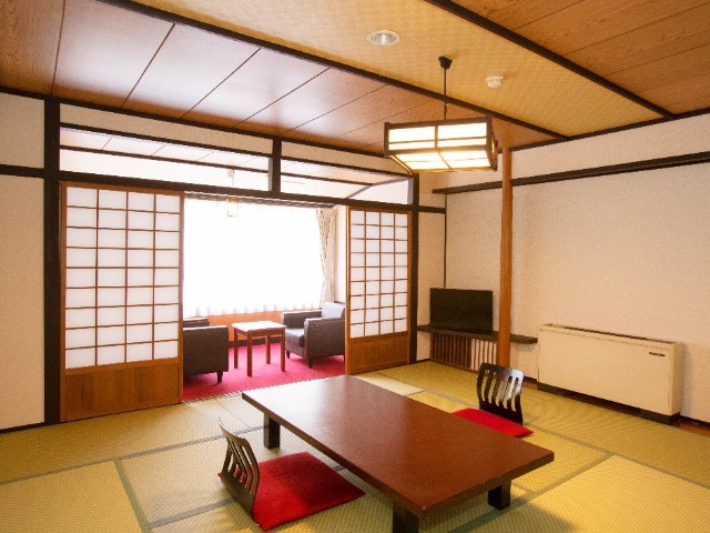 一柳閣本館 【リニューアル館花の館】和室12.5畳