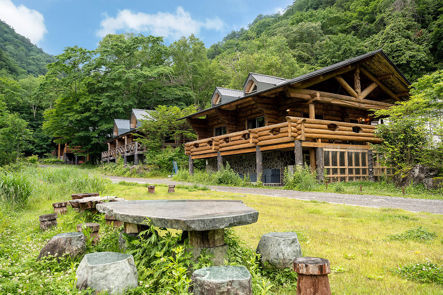 奥鬼怒温泉郷 八丁の湯 【八丁湯治プラン】やわらかく刺激の少ない低張性の源泉で、ゆったりとした湯治旅＜一泊二食付／2泊以上の連泊プラン＞
