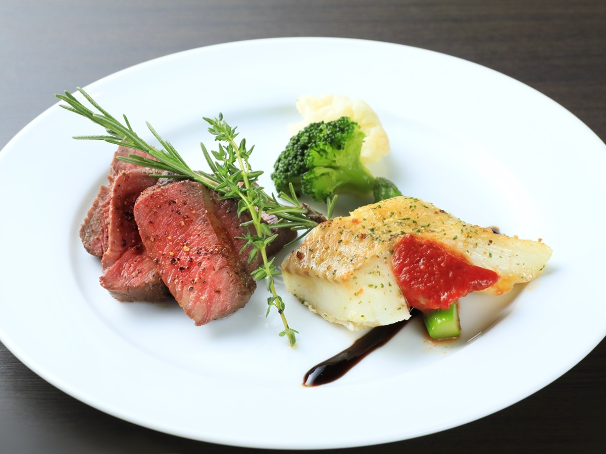 ゆとりろ日光 【直前割×プレミアム】直前予約で割引！料理長拘りの料理と美肌温泉をお得に＜プレミアム■＞