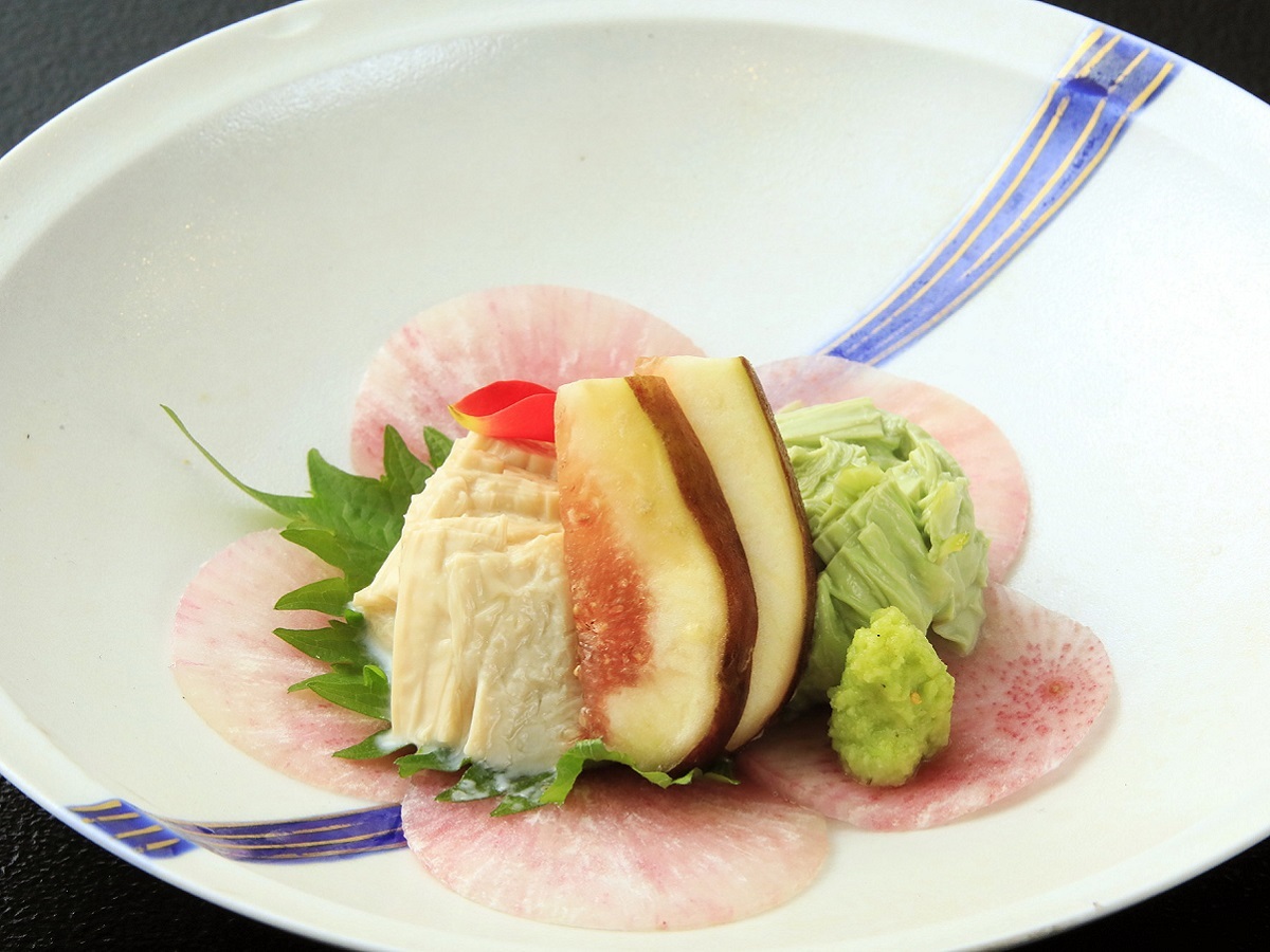 奥日光ホテル四季彩 【春旅SALE】最大20％OFF/日光の奥座敷で効能豊かな美肌温泉と料理長拘りの会席料理を愉しむ＜★基本会席＞