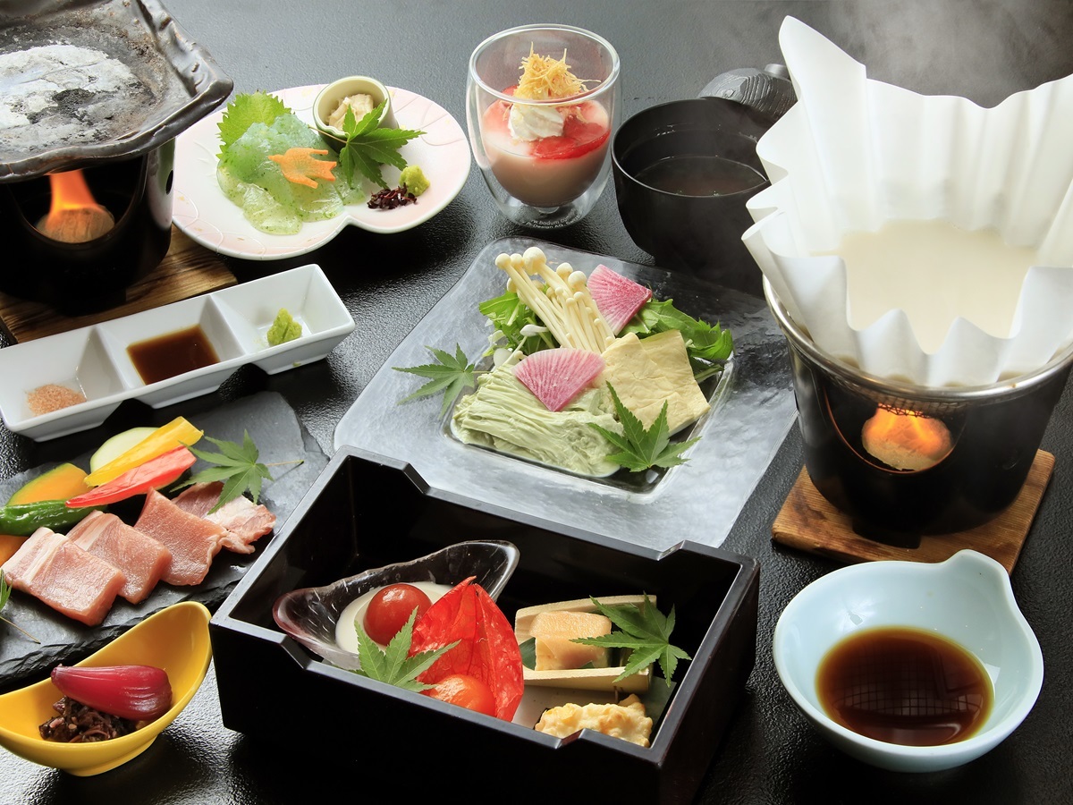 奥日光ホテル四季彩 【ライト会席】少食・お酒好きに最適｜量控えめで愉しむ会席料理＜ライト会席▼＞
