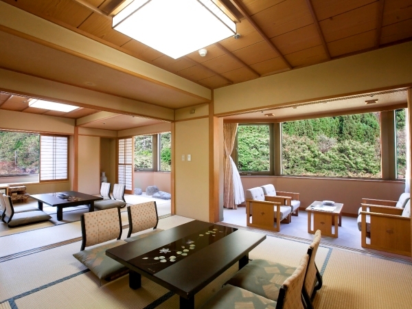 みなかみホテルジュラク ☆利根川の清流と雄大な谷川岳を一望！広々80㎡コーナー...
