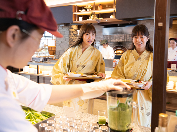 みなかみホテルジュラク ●ほっと一息♪癒しを求めて一人でマイペースな優雅旅（1泊モーニングブッフェ付）