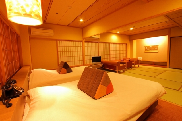 ホテル天坊 部屋画像1