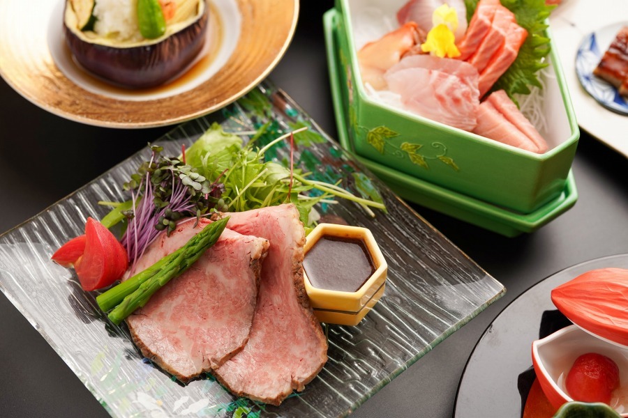 ホテル天坊 甘くとろけるブランド黒毛和牛「上州牛」を堪能◆四季折々の創作料理を料亭個室で味わう本格会席