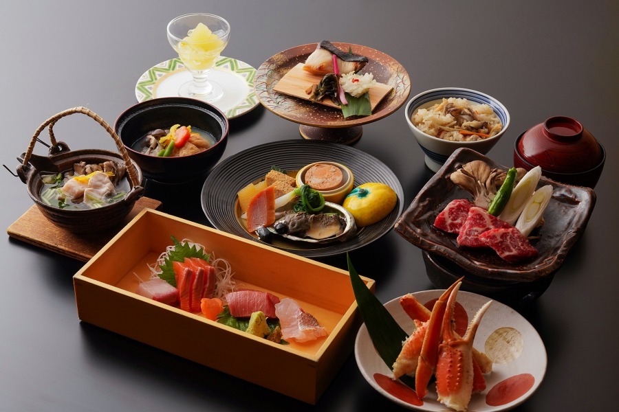 ホテル天坊 個室空間でゆったりと♪料理重視のグループ向け会席