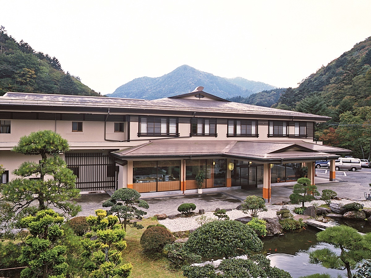 伊東園ホテル四万