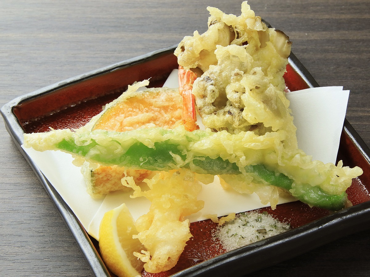 フォートリート草津 【特選会席】上州牛の鉄板焼き・地場食材の天ぷら・創作寿司など五感で味わう美食ステイ＜■特選会席＞