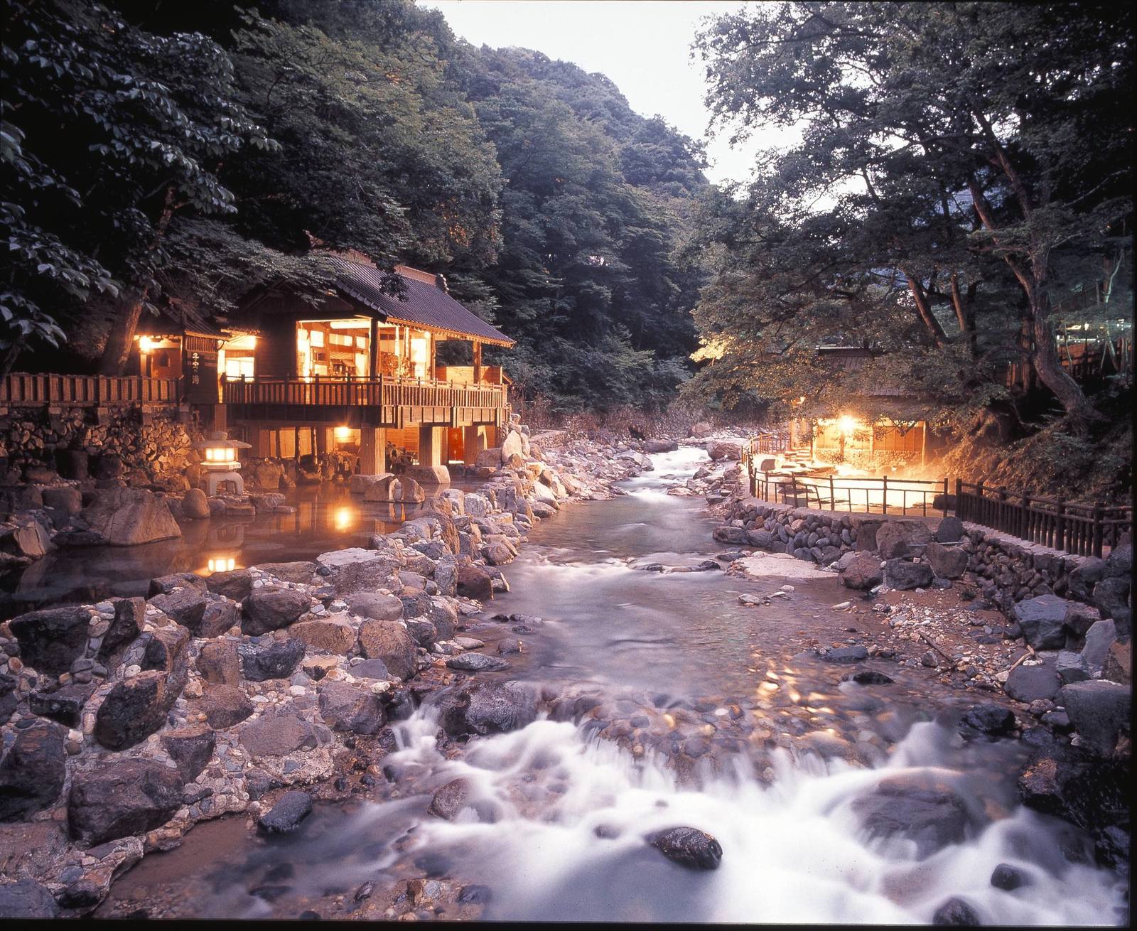 宝川温泉汪泉閣